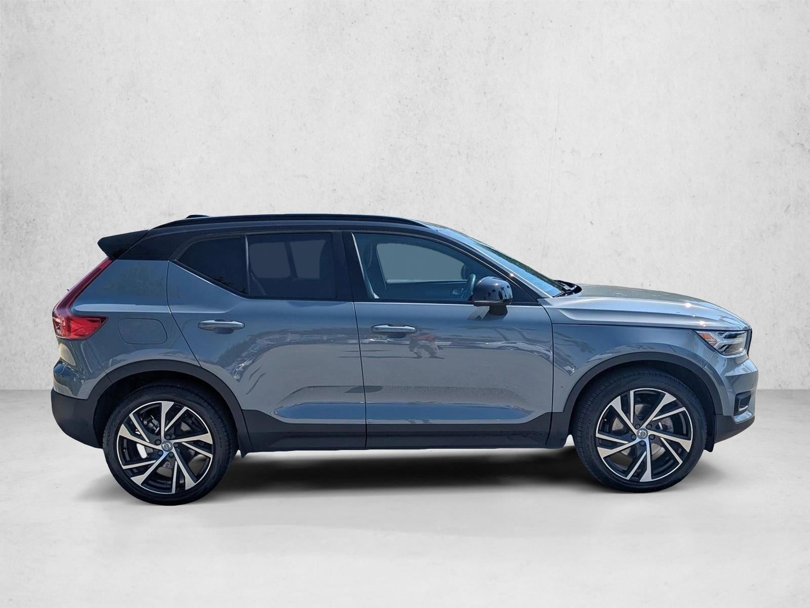 2021 Volvo XC40 T5 AWD R-Design