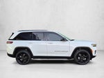2022 Jeep Grand Cherokee Altitude 4x4