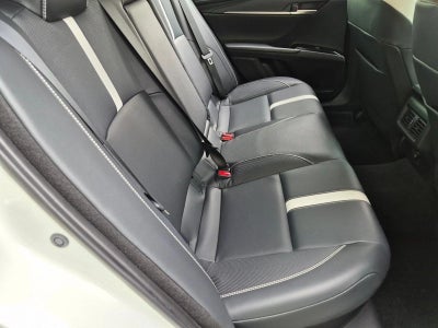 2025 Toyota Camry SE (Natl)