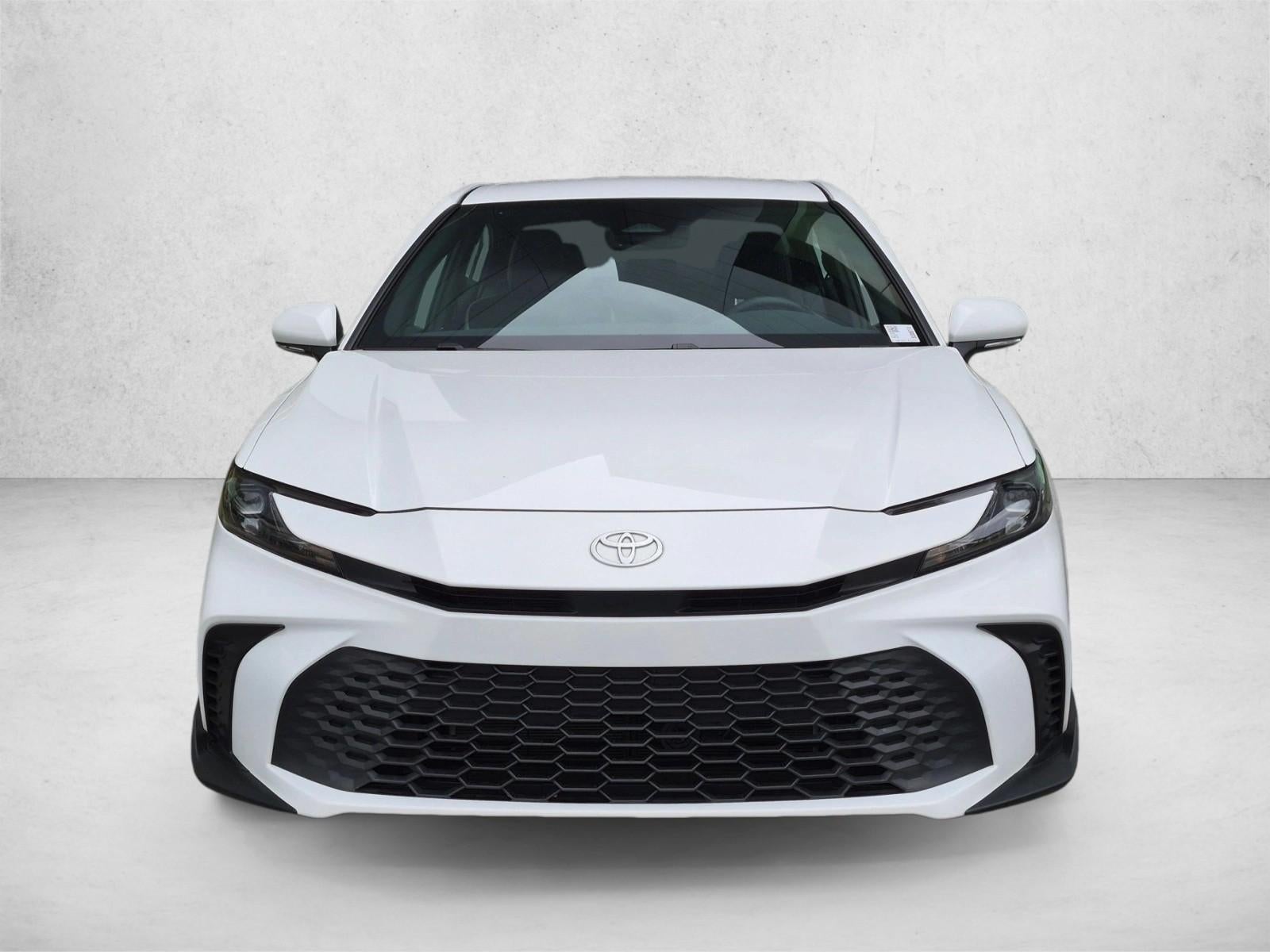 2025 Toyota Camry SE (Natl)