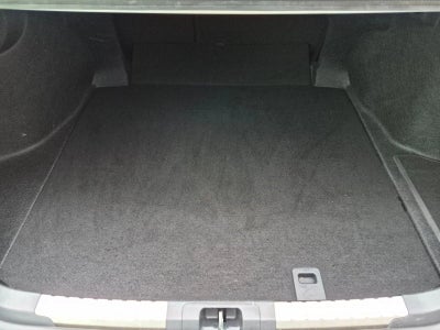 2025 Toyota Camry SE (Natl)