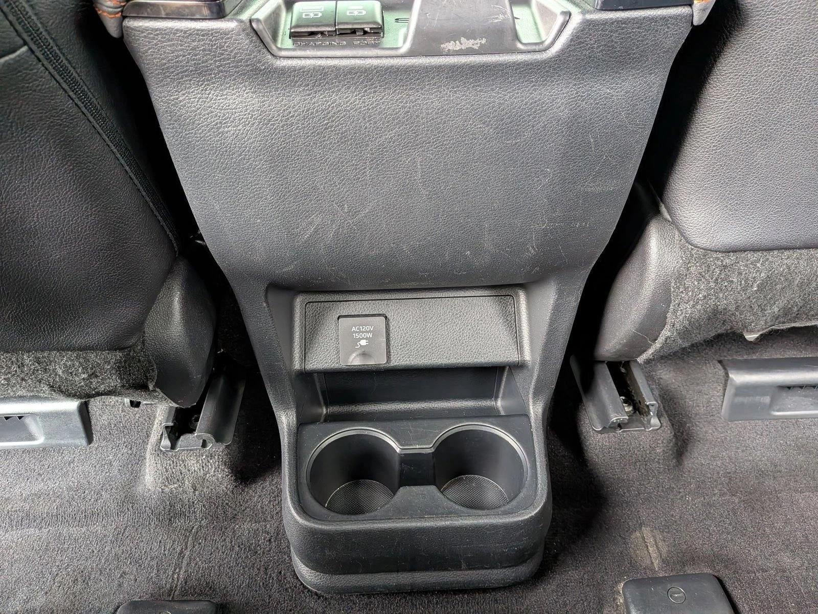 2022 Toyota Sienna XSE FWD 7-Passenger (Natl)