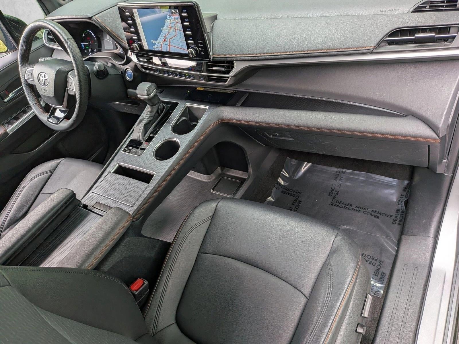 2022 Toyota Sienna XSE FWD 7-Passenger (Natl)