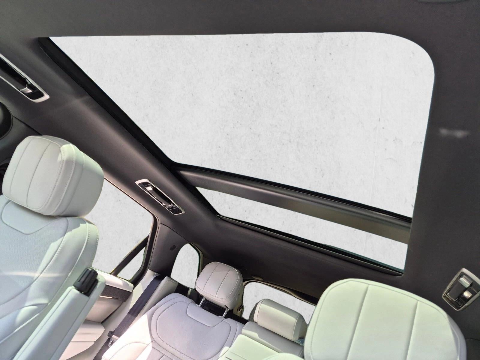 2026 Land Rover Range Rover Sport P360 SE
