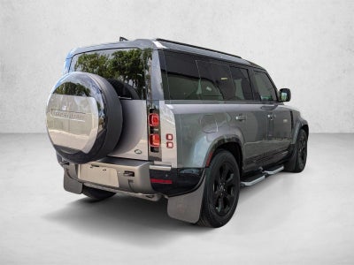 2023 Land Rover Defender 110 X-Dynamic SE AWD