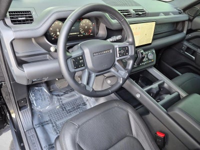 2025 Land Rover Defender 130 P400 X-Dynamic SE