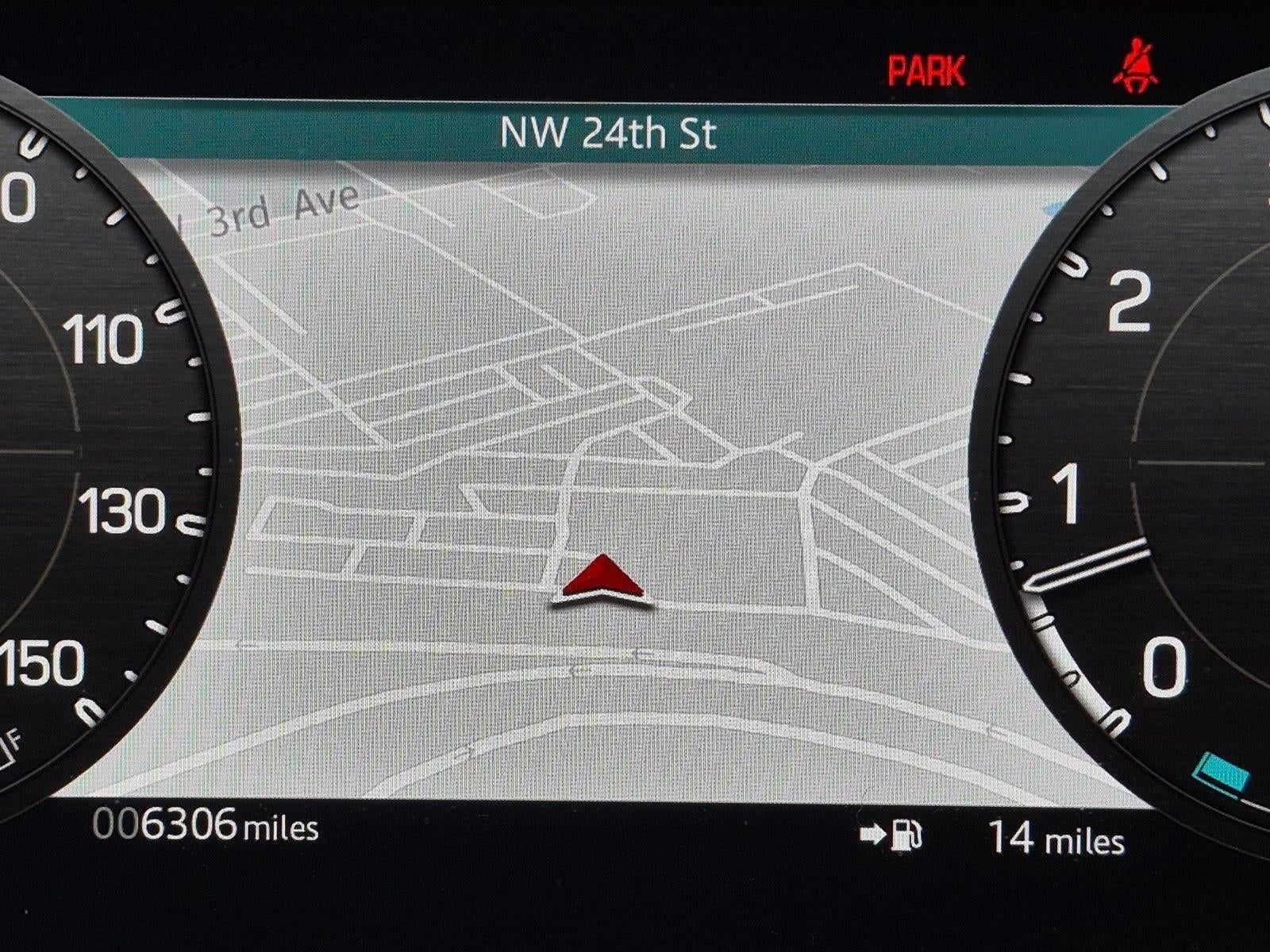 2025 Land Rover Defender 130 P400 X-Dynamic SE