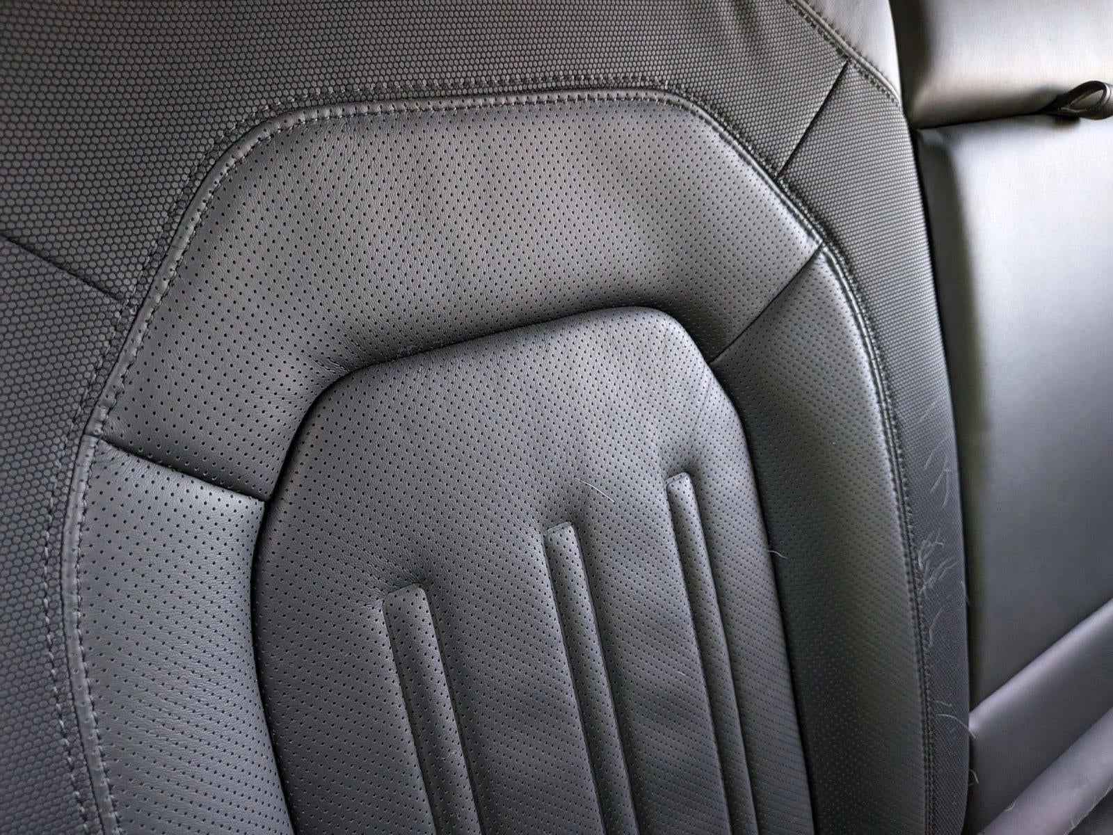 2022 Land Rover Defender 110 X-Dynamic HSE AWD