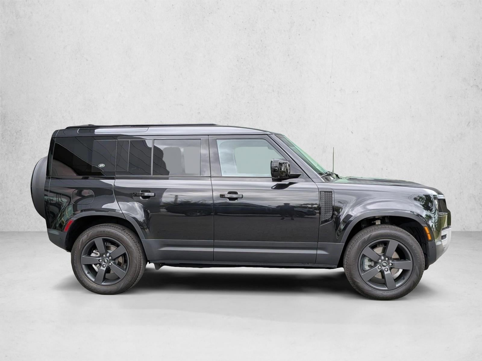 2024 Land Rover Defender 110 P300 S