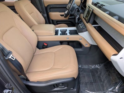 2025 Land Rover Defender 110 P300 S