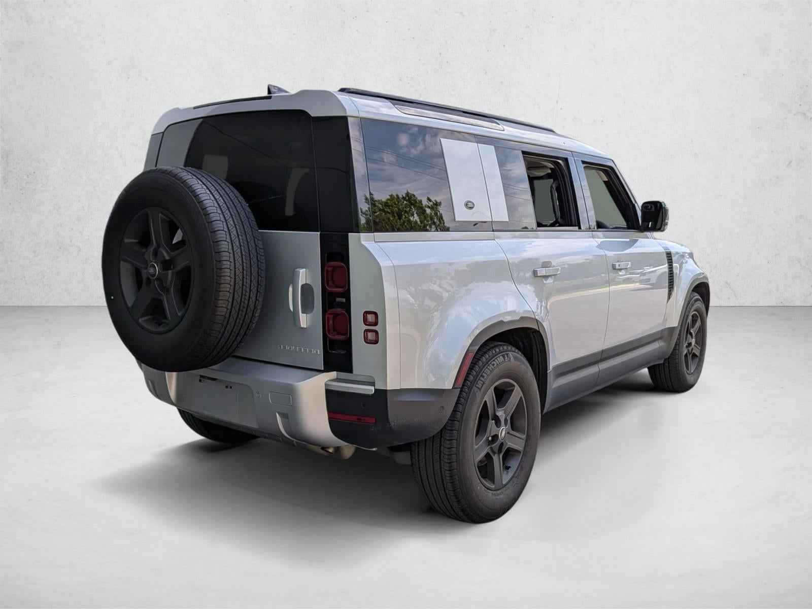 2023 Land Rover Defender 110 AWD