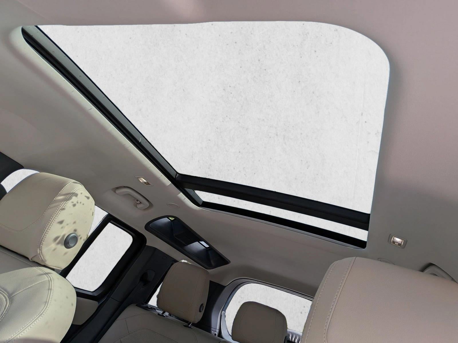 2021 Land Rover Defender 110 SE AWD