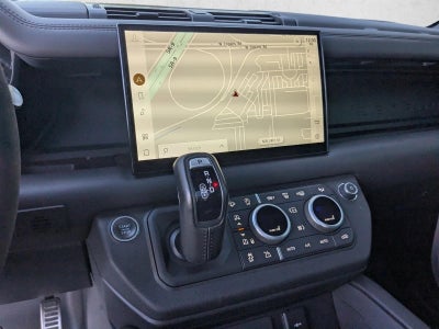 2023 Land Rover Defender 110 V8 AWD