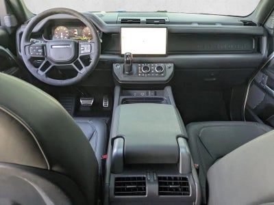 2023 Land Rover Defender 110 V8 AWD