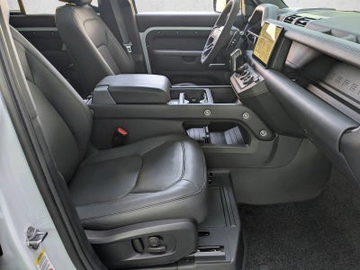2023 Land Rover Defender 110 V8 AWD