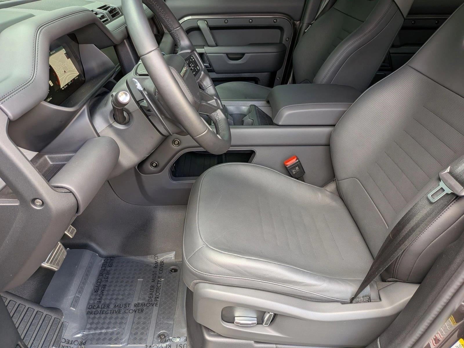 2025 Land Rover Defender 110 P635 OCTA