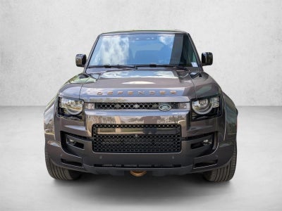 2025 Land Rover Defender 110 P635 OCTA