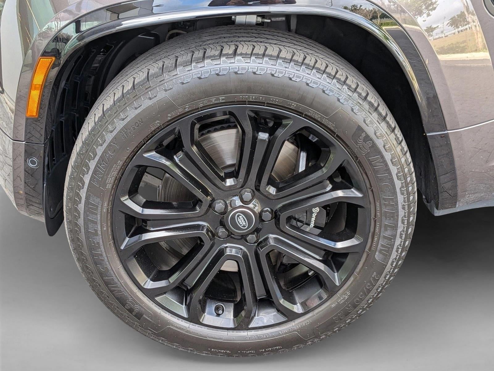 2025 Land Rover Defender 110 P635 OCTA