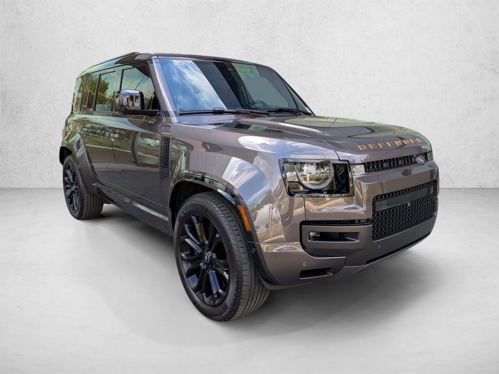 2025 Land Rover Defender 110 P635 OCTA