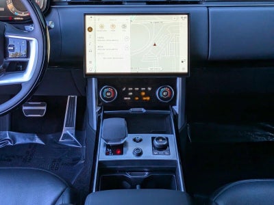 2023 Land Rover Range Rover P530 SE SWB