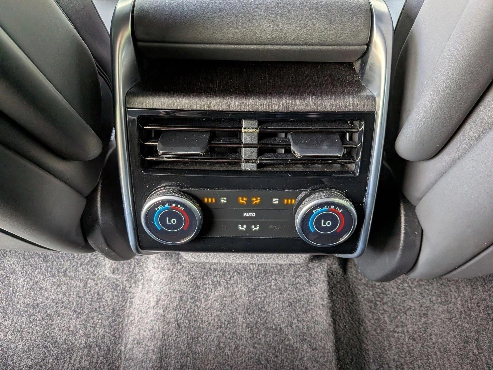 2023 Land Rover Range Rover P530 SE SWB