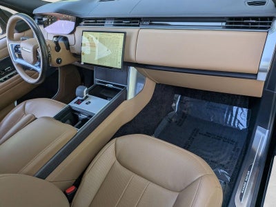 2025 Land Rover Range Rover P530 SE SWB