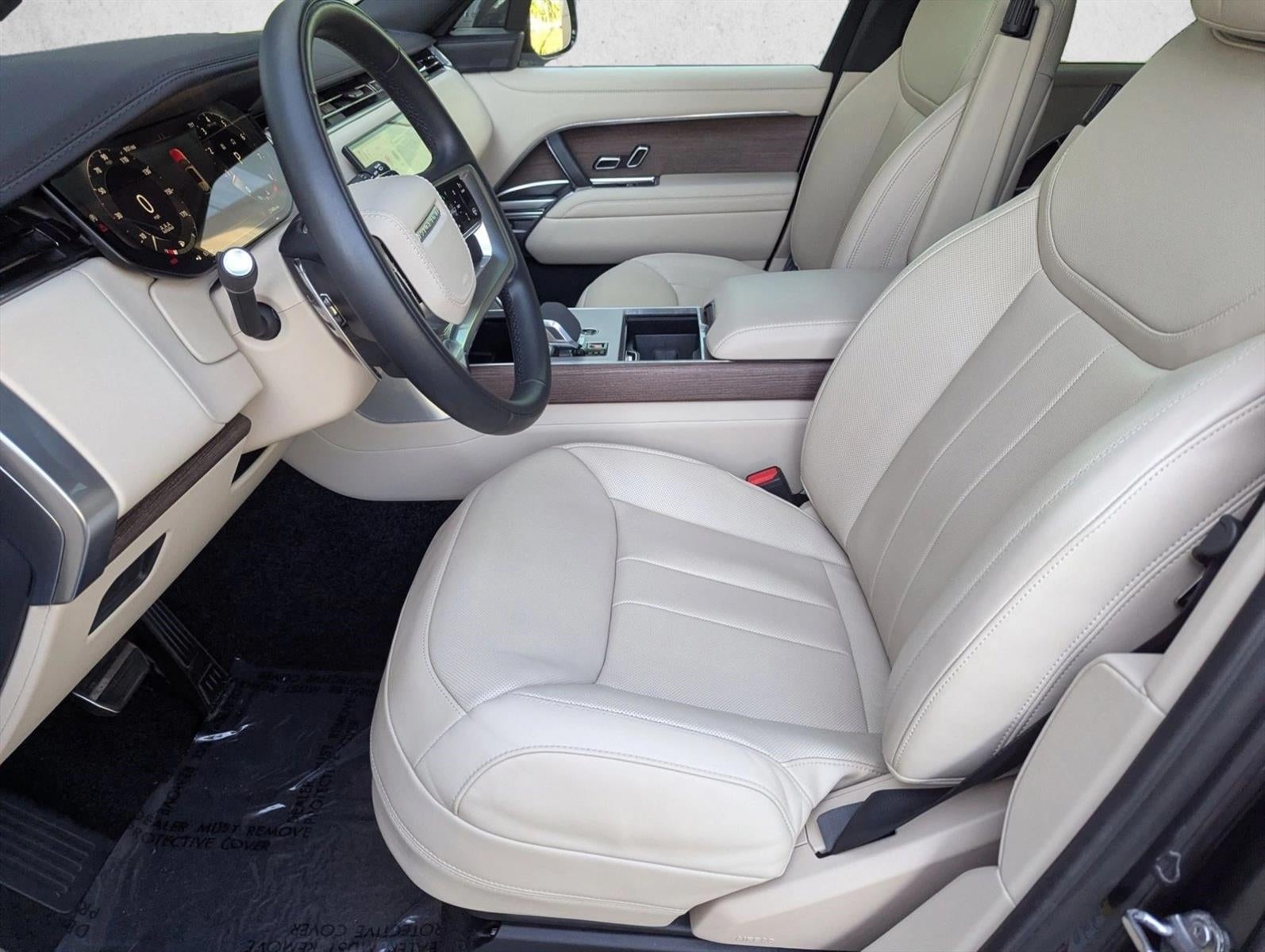 2024 Land Rover Range Rover P530 SE SWB