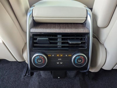 2024 Land Rover Range Rover P530 SE SWB