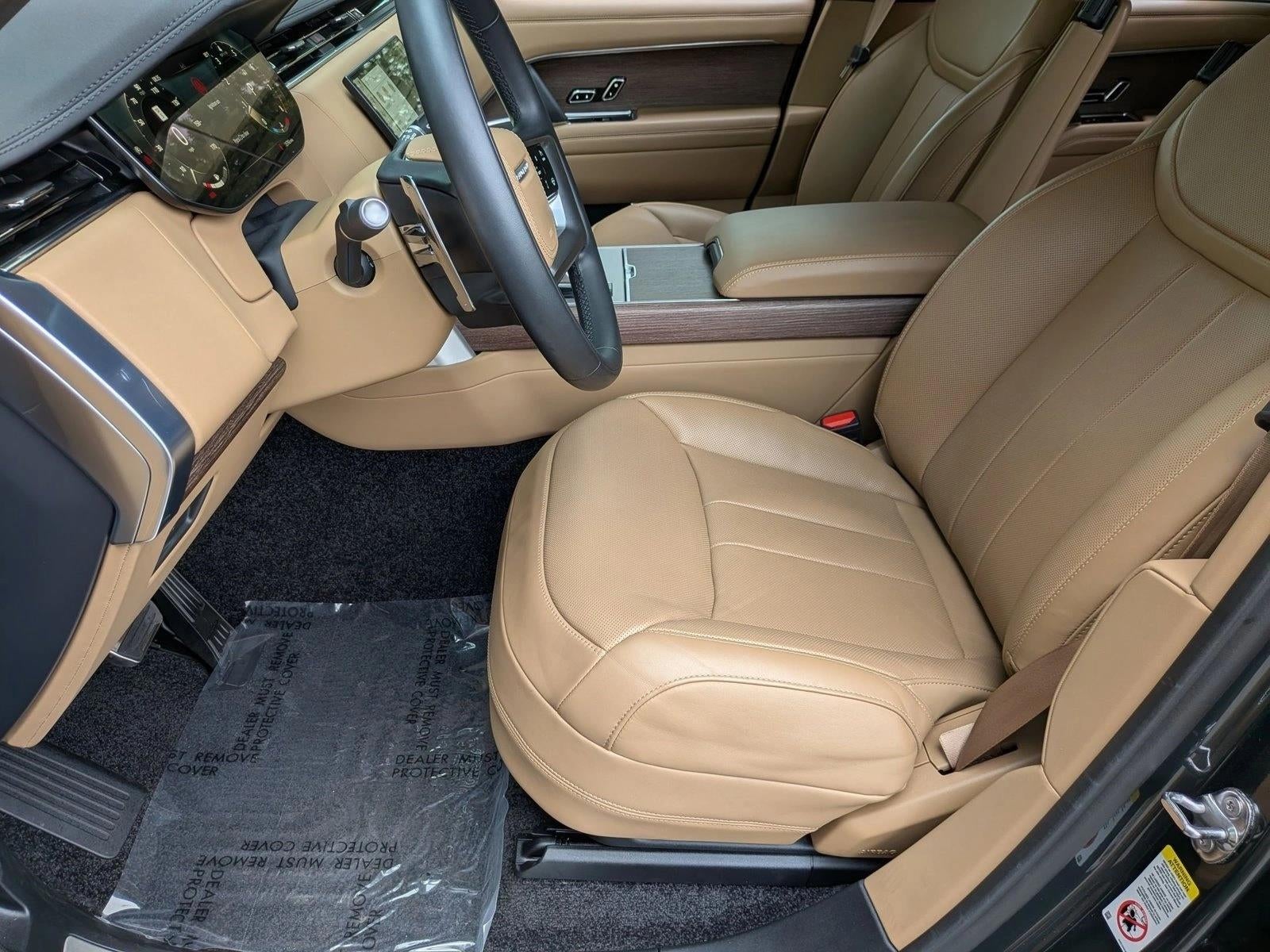 2024 Land Rover Range Rover P530 SE SWB