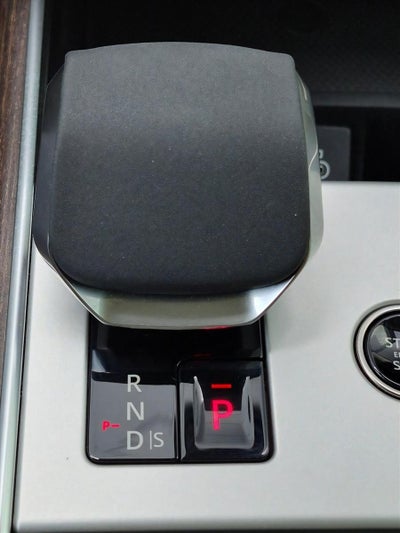 2024 Land Rover Range Rover P400 SE SWB