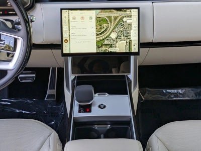 2025 Land Rover Range Rover P400 SE SWB