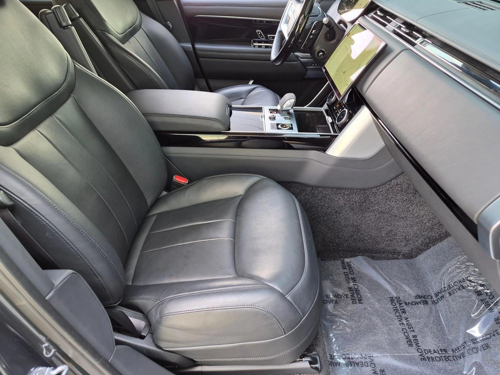 2023 Land Rover Range Rover P400 SE SWB
