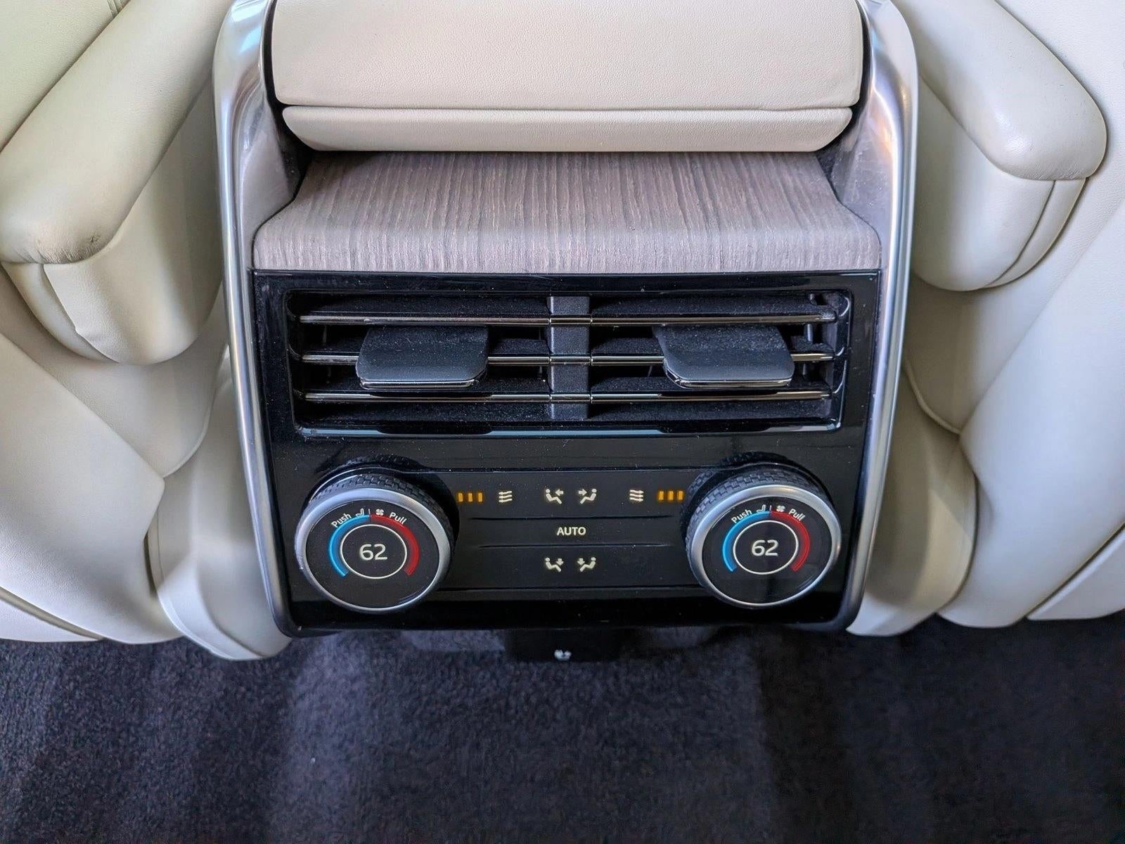 2023 Land Rover Range Rover P400 SE SWB