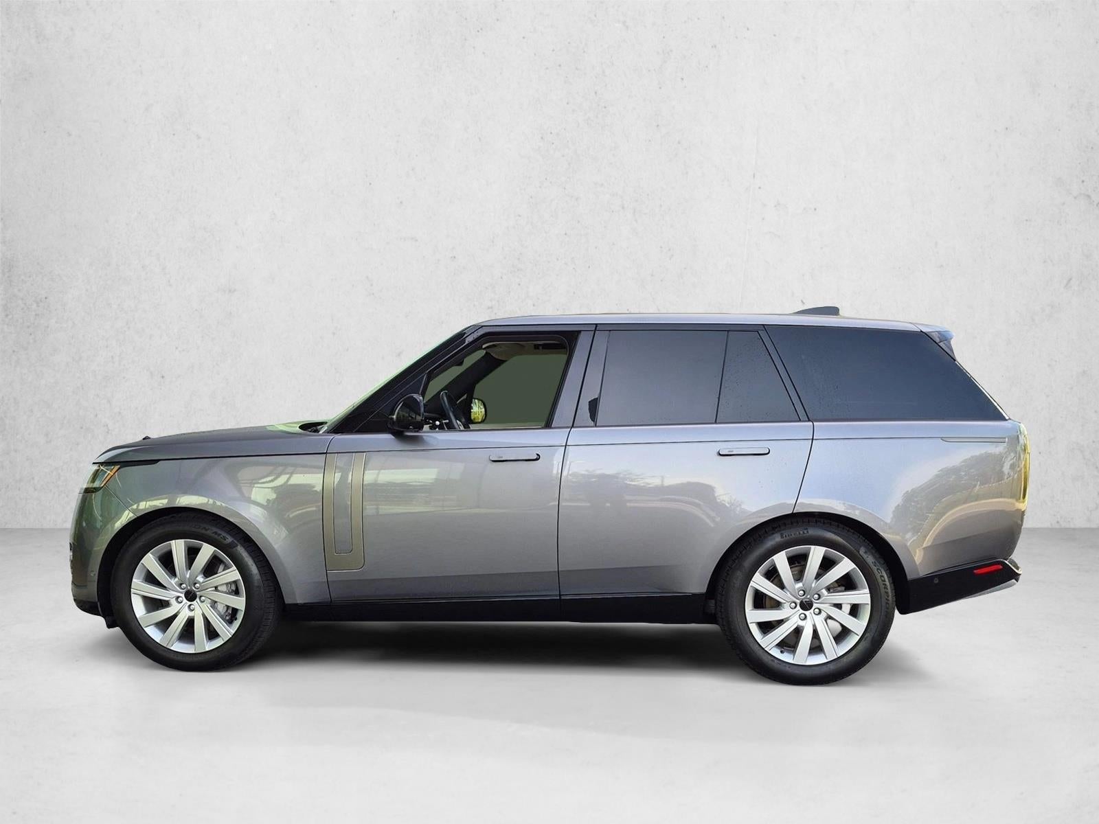 2023 Land Rover Range Rover P400 SE SWB