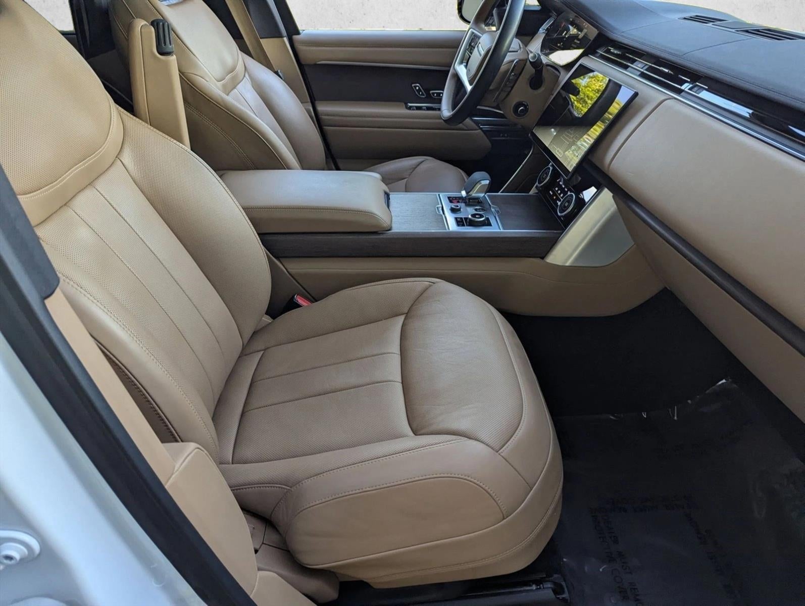 2023 Land Rover Range Rover P530 SE LWB 7 Seat