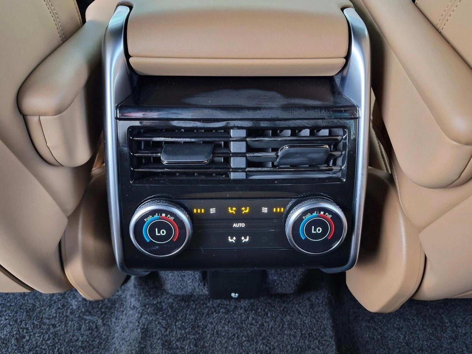 2026 Land Rover Range Rover P530 SE LWB 7 Seat