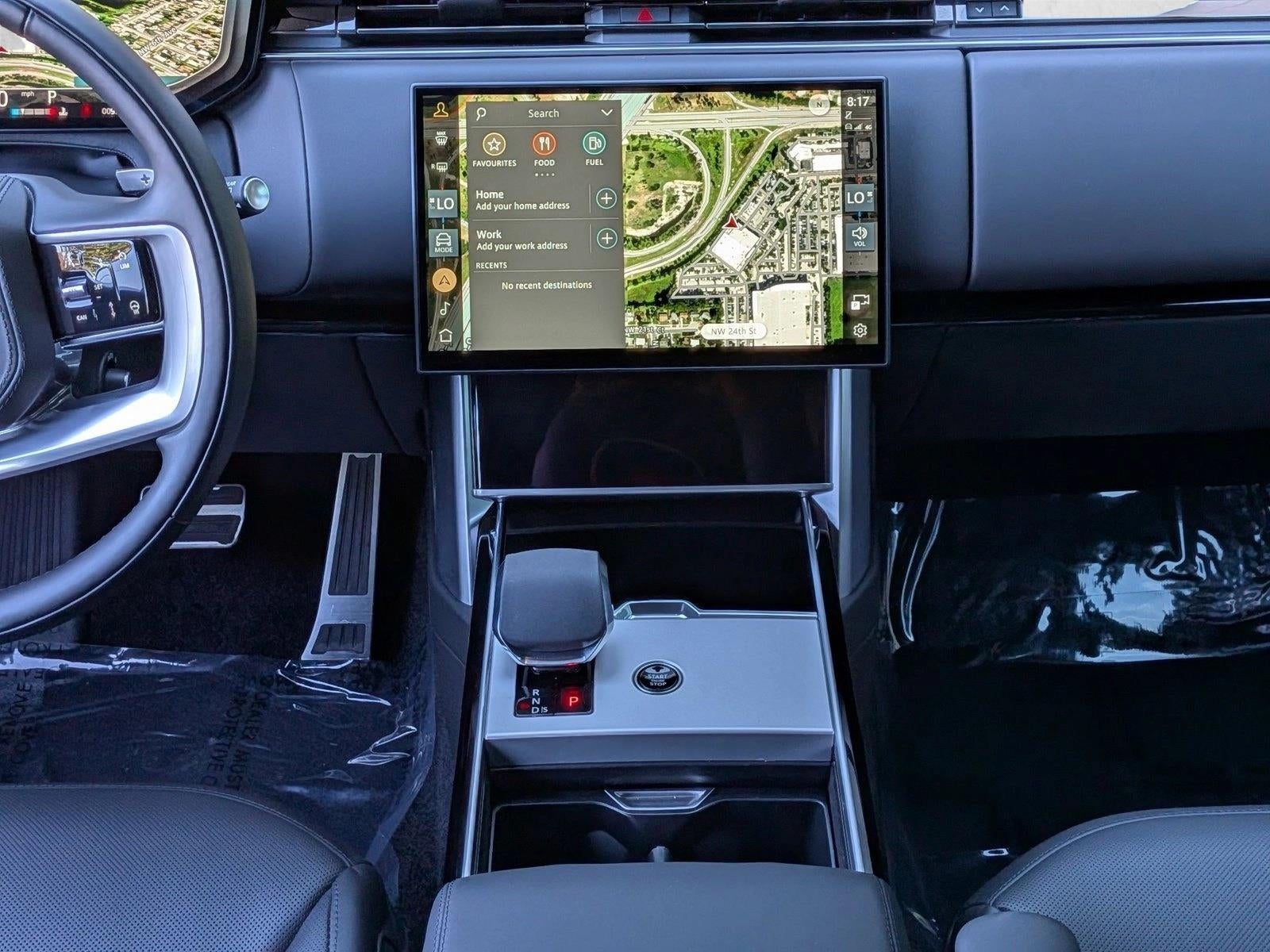 2025 Land Rover Range Rover P400 SE LWB 7 Seat