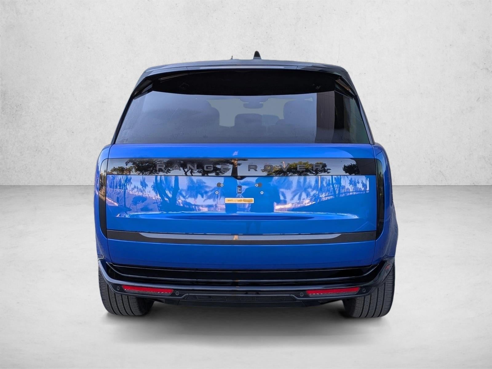 2025 Land Rover Range Rover P400 SE LWB 7 Seat