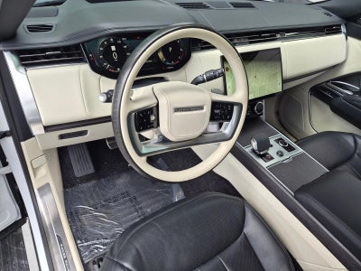 2023 Land Rover Range Rover P400 SE LWB 7 Seat