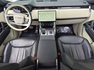2023 Land Rover Range Rover P400 SE LWB 7 Seat