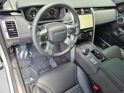2025 Land Rover Discovery P300 S