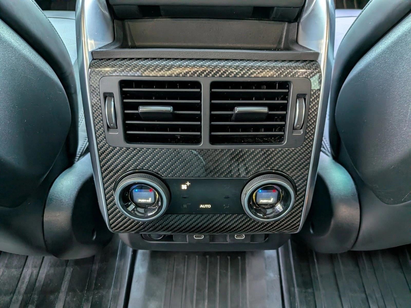 2022 Land Rover Range Rover Sport V8 Supercharged SVR Carbon Edition