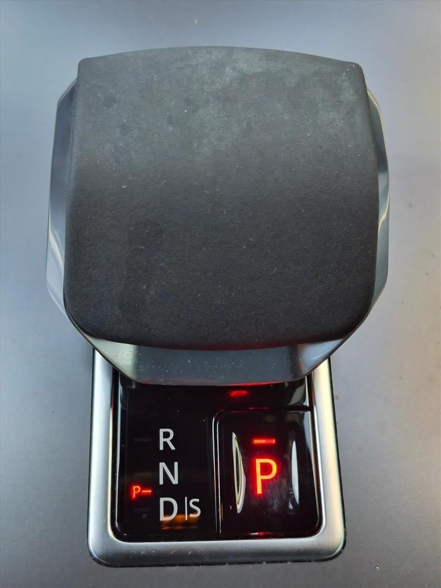 2024 Land Rover Range Rover Velar P400 Dynamic SE
