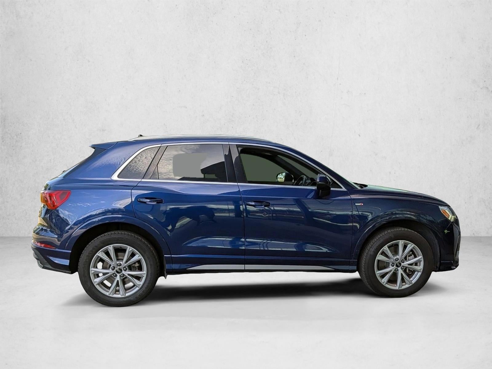 2024 Audi Q3 S line Premium 45 TFSI quattro