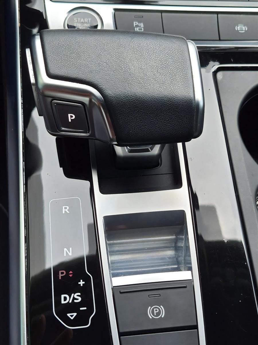 2022 Audi Q7 Premium Plus 45 TFSI quattro