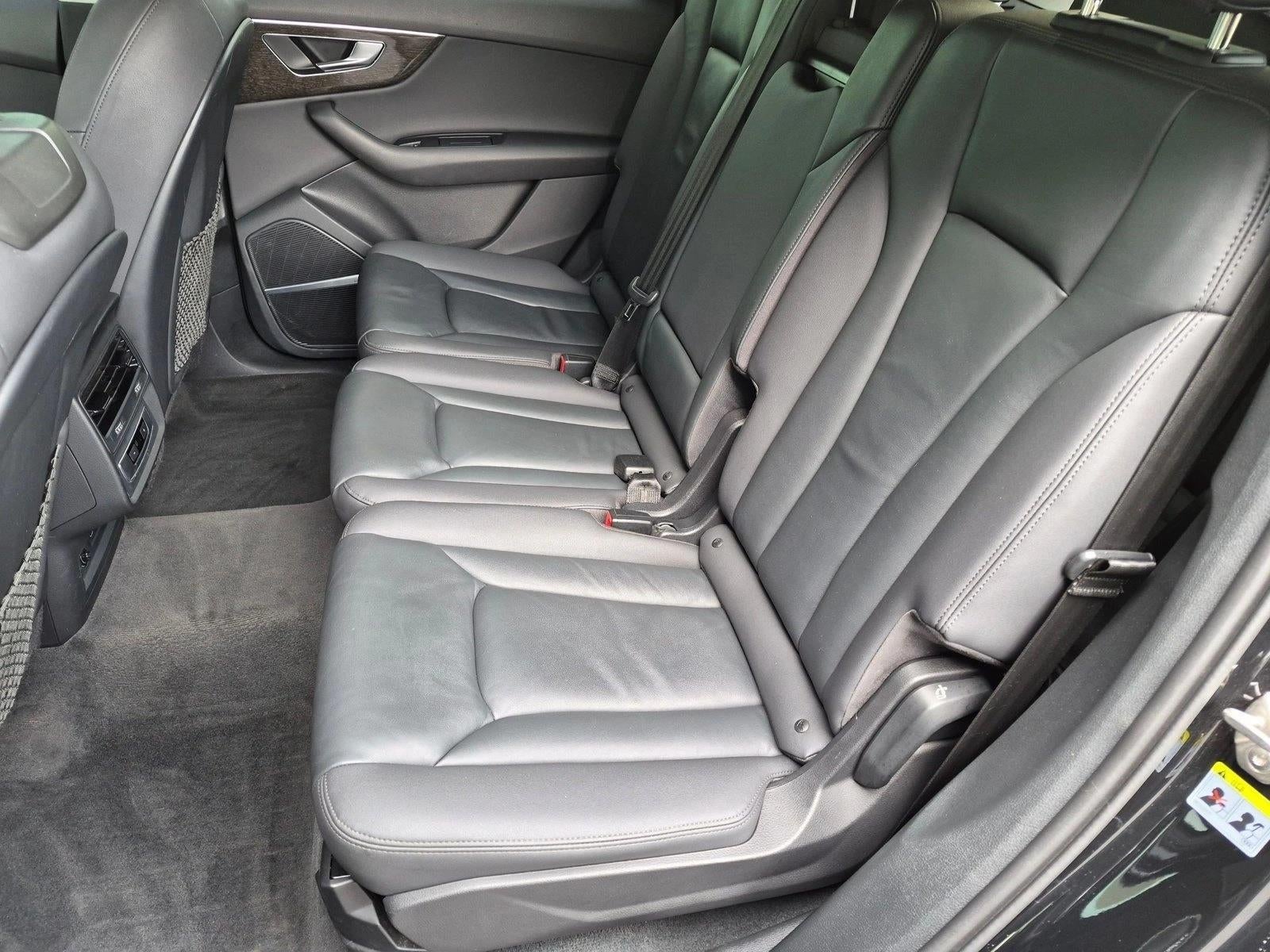 2022 Audi Q7 Premium Plus 45 TFSI quattro
