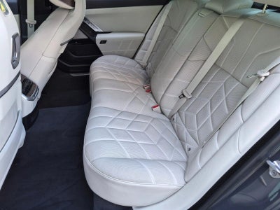 2023 BMW 760i xDrive Sedan