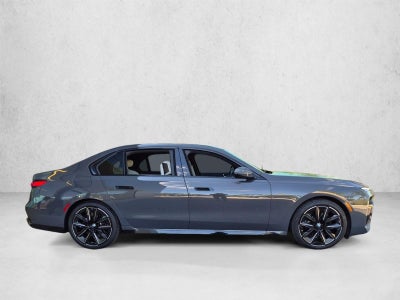2023 BMW 760i xDrive Sedan