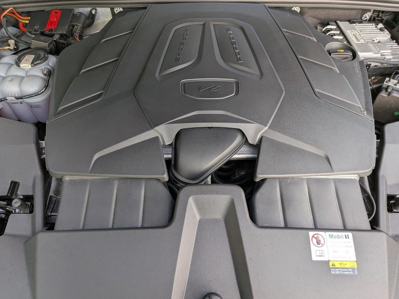 2024 Porsche Cayenne AWD