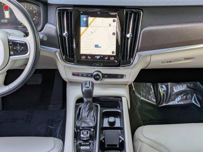 2020 Volvo V90 Cross Country T6 AWD